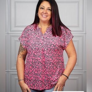 NWT Dear Scarlett Lizzy pink & grey floral blouse | M